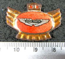 ASTON MARTIN AUTO LOGO ANTIK ANSTECKNADEL VINTAGE OLDTIMER