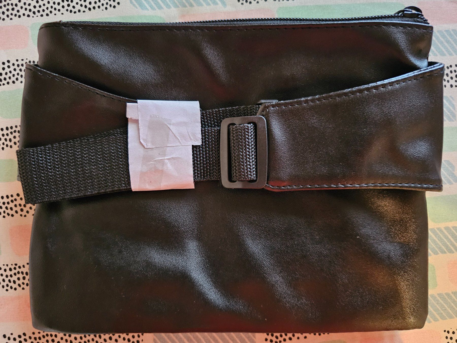Borse: Brusttasche – Nuovo e nell'imballaggio originale da Aarberg venduto da Totemegerli 1