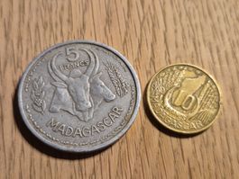 Madagascar - 5 + 10 Francs 1953 - selten!
