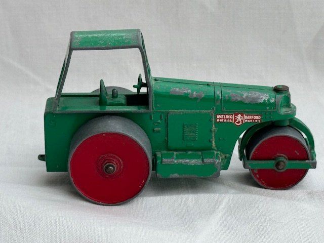 Matchbox Modellini d'auto: MATCHBOX STRASSENWALZE  KING SIZE 9 – Usato da Honau venduto da Ritika