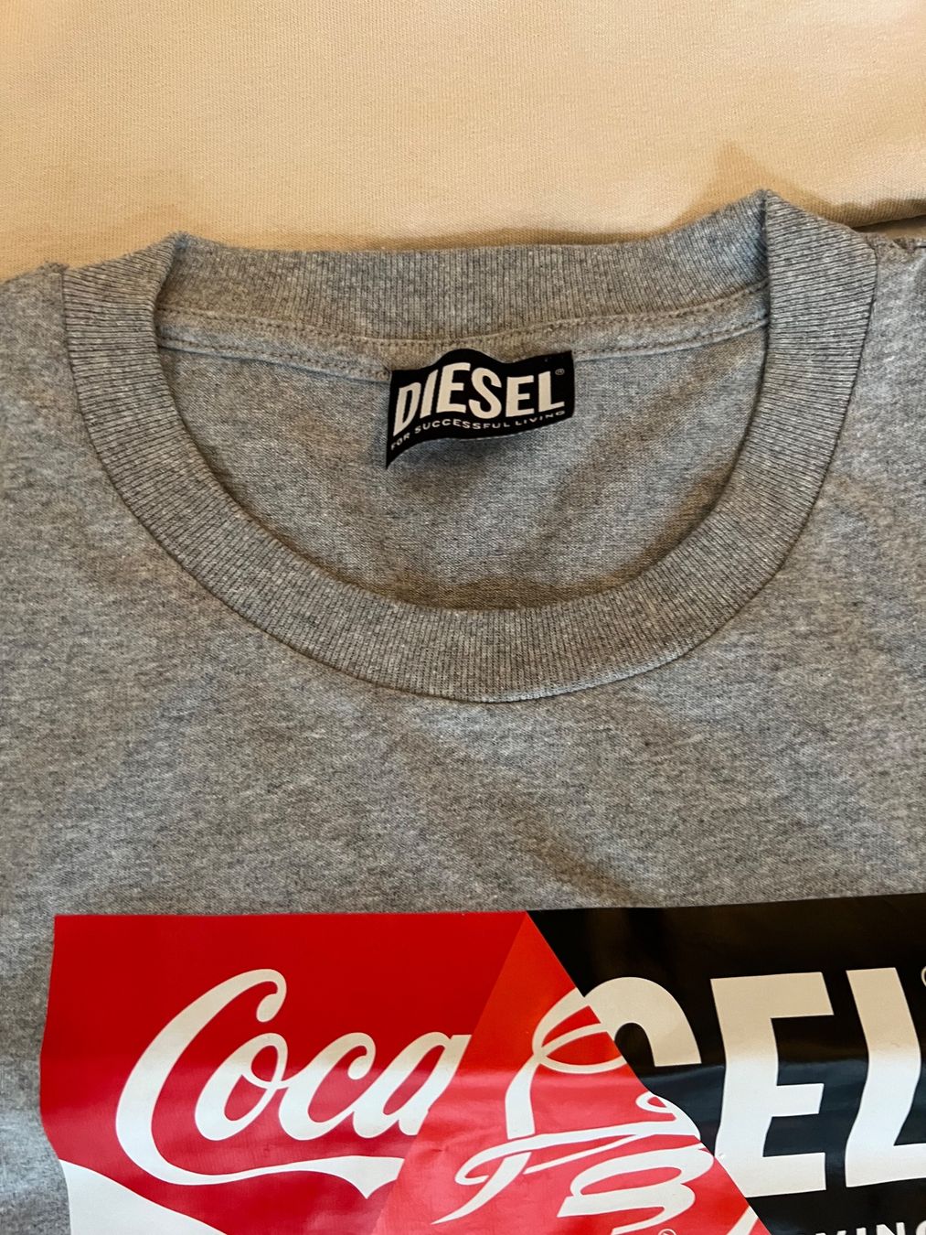 Magliette Polo: Lot de 6 T-shirt taille M – Usato da Basel venduto da La.Bonne.affaire 2