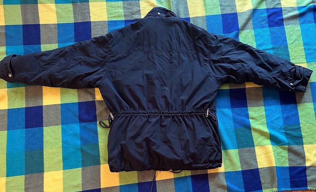 Jacken: Winterjacke, Grösse M – Gebraucht aus Reinach BL von 06lohifushi13 1