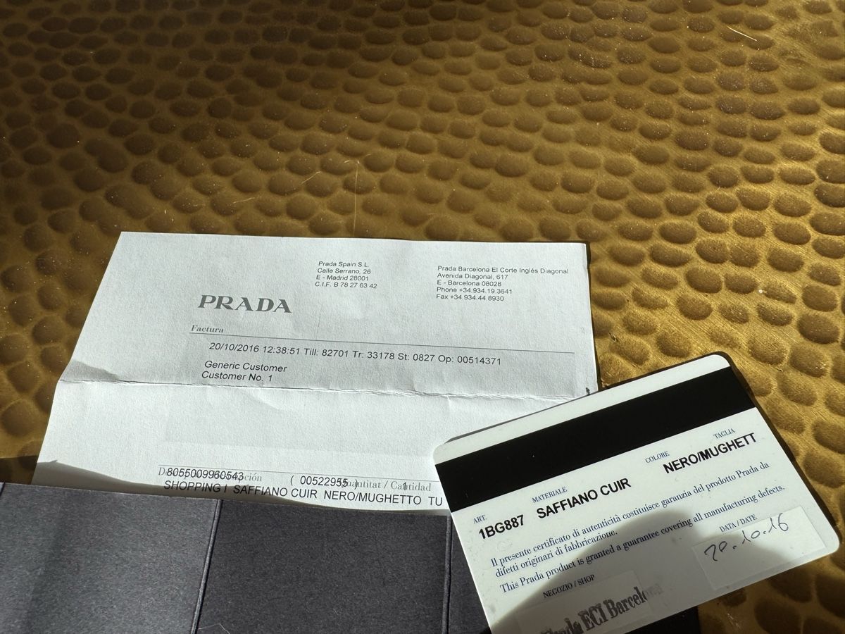 Prada Sacs femmes: Prada Handtasche Saffiano Medium – D'occasion à Untersiggenthal par Shopaholic07 6