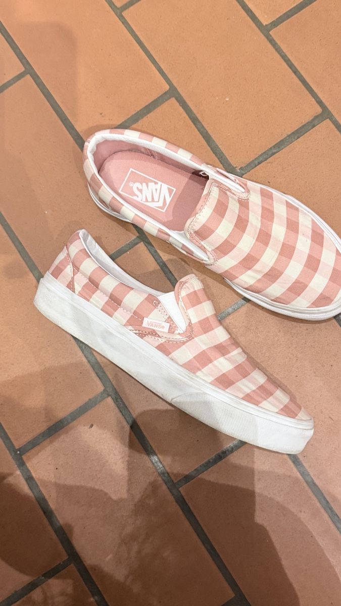 Vans Damenschuhe: Vans Slipon Pink – Gebraucht aus Wallisellen von Sam_128 1