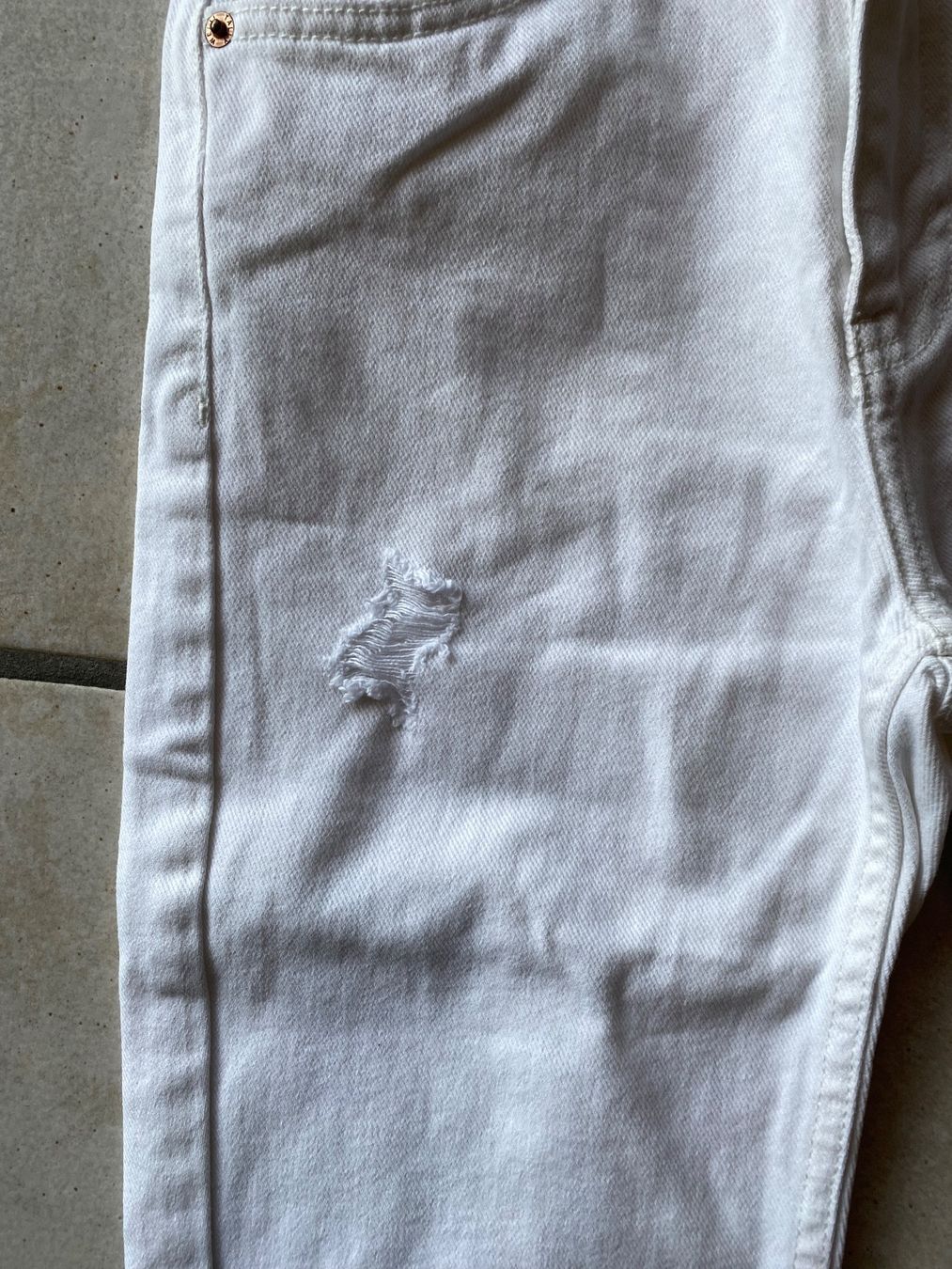 Tally Weijl Jeans: TALLY WEIJL Jeans 32 weiß – D'occasion à Orpund par Mary8972 6