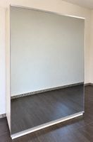 Hochwertige Spiegel-Schreiner-Garderobe, Massanfertigung
