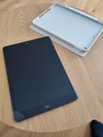 Perfect Condition iPad with Case and Pencil - Great Deal!