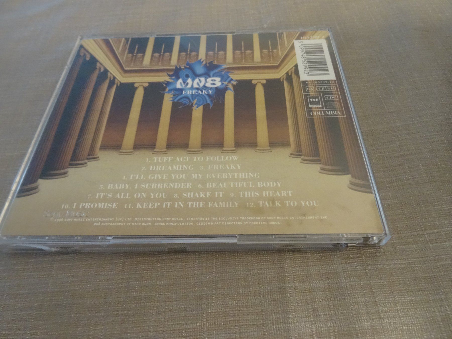 CD: MN8 - Freaky CD – Usato da Olten venduto da Disc-Ausverkauf 1