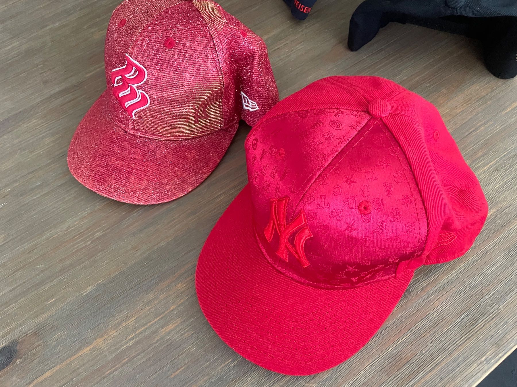 New Era Chapeaux, bonnets & casquettes: Caps – Neuf (Voir description) à Rickenbach SO par ori_t725 3