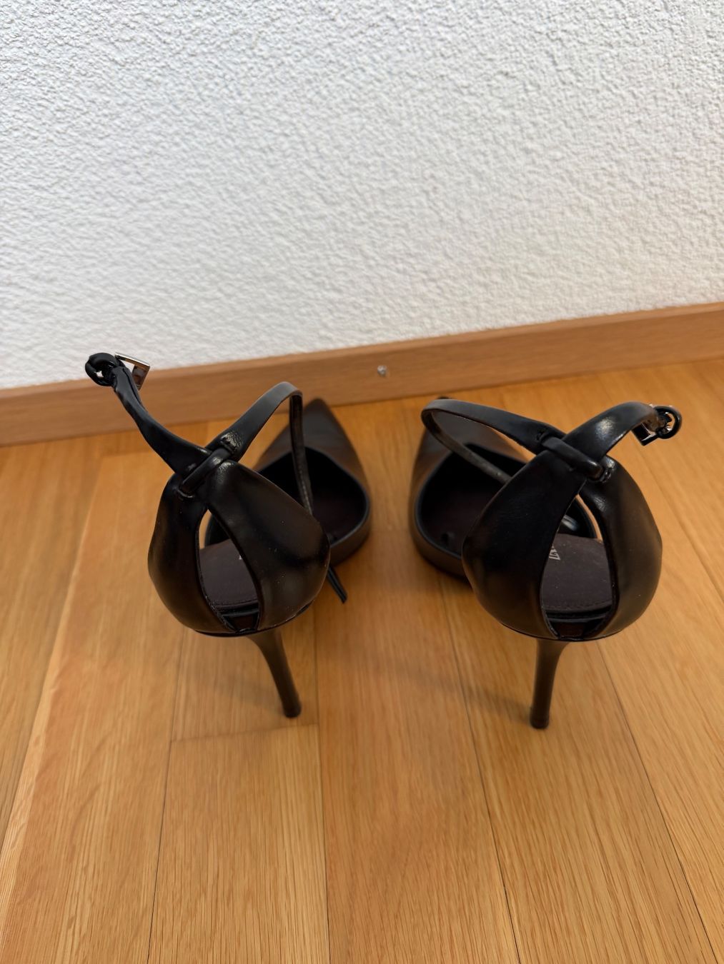 Zara Damenschuhe: Zara Pumps schwarz Gr. 40 – Gebraucht aus Klingnau von Vdado 6