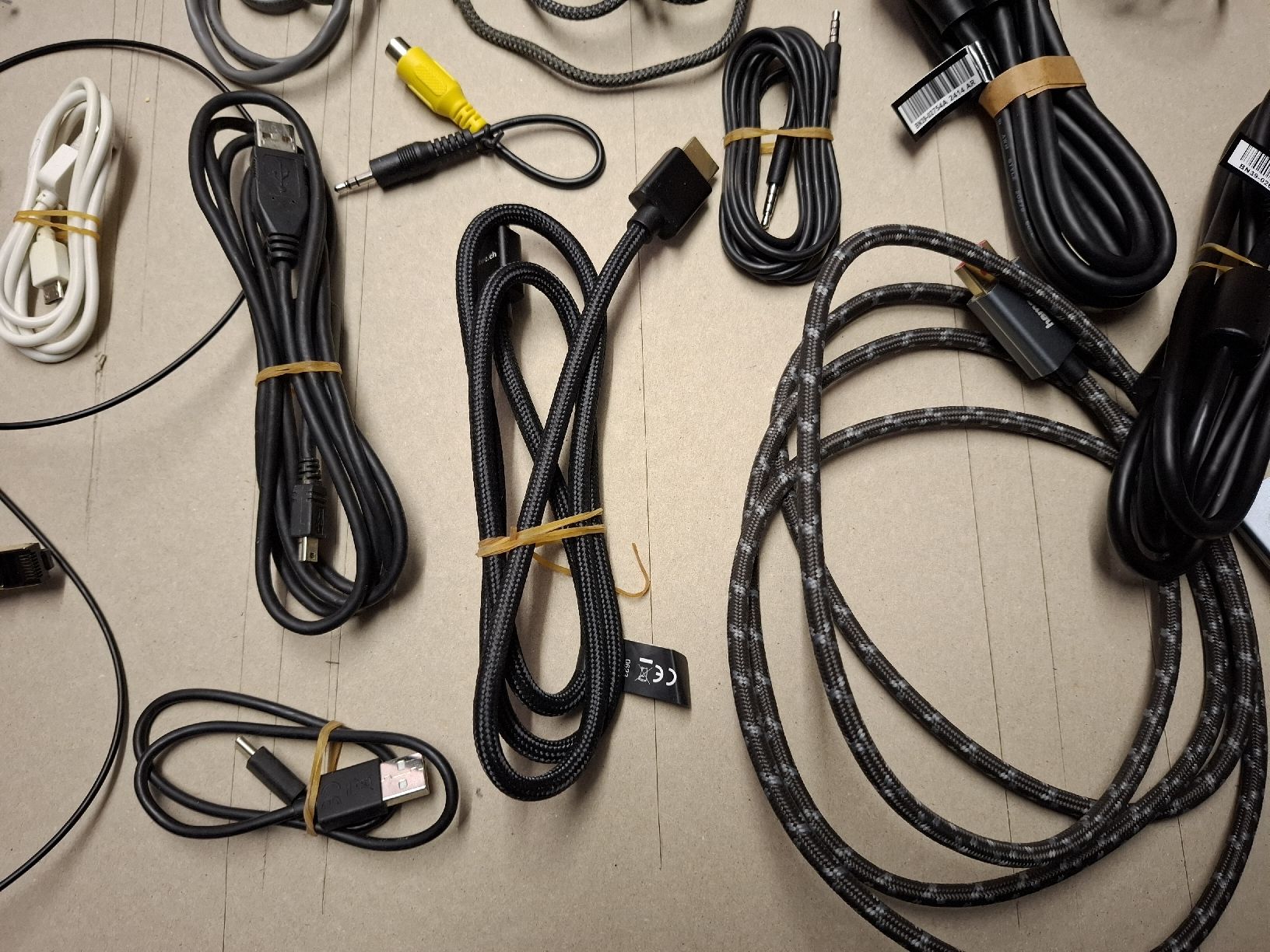 Kabel: Kabel gesucht? nr.2 – Gebraucht aus Hunzenschwil von Hardrock6 2