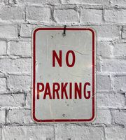 Vintage No Parking Strassenschild
