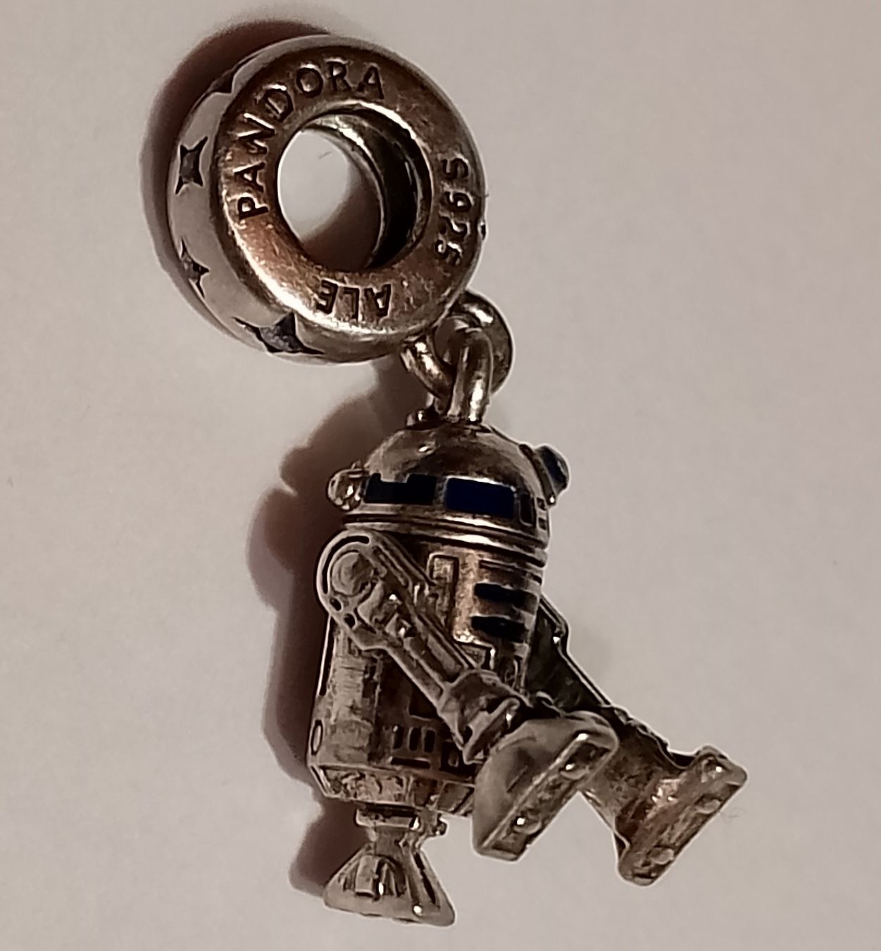 Pandora Ciondoli: Pandora Star wars Charm R2-D2 – Usato da Therwil venduto da col_m6rx 3