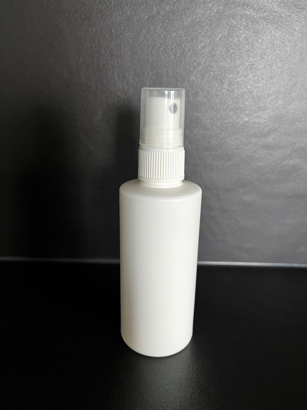 Autres articles pour la maison: Leere Sprühflasche / Zerstäuber (ca. 100ml) – Neuf avec emballage d'origine à Bäch SZ par Mastergevin