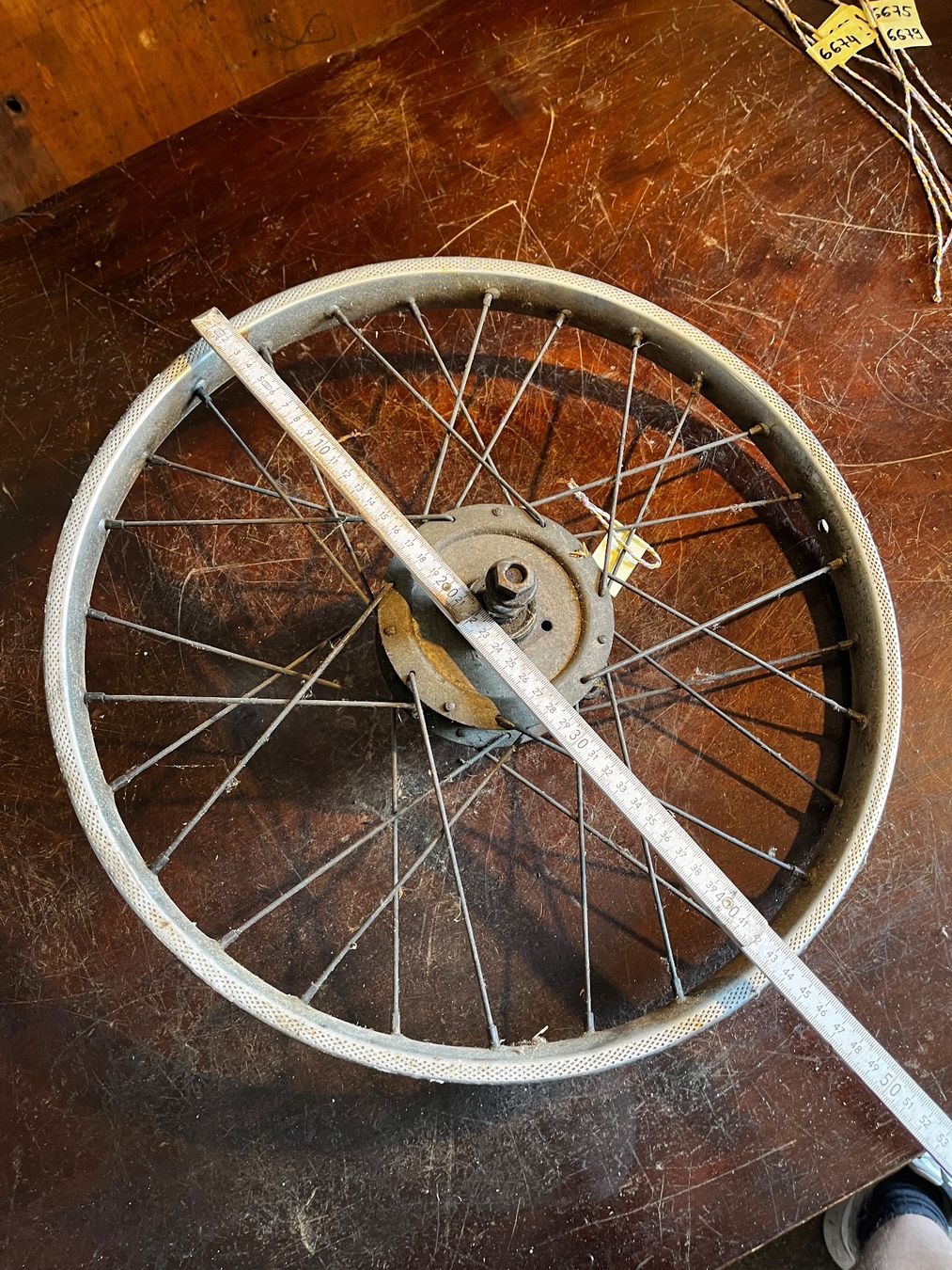 Sachs Parti ricambio per ciclomotori: Sachs Mofa Speichen Vorderrad – Usato da Fahrni b. Thun venduto da berger_tuning34 4