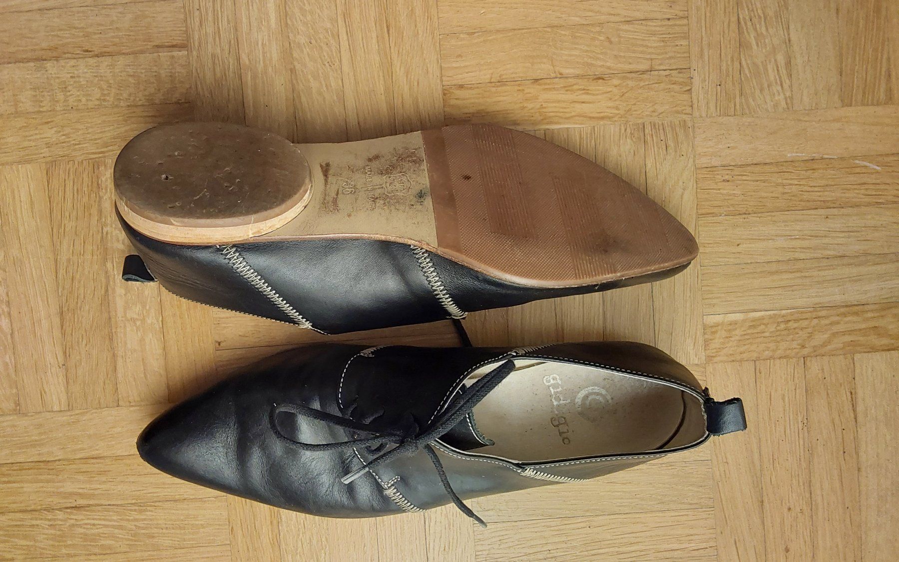 Scarpe da donna: Schuhe  Leder Gidigio 36 – Usato da Köniz venduto da scopello12 4