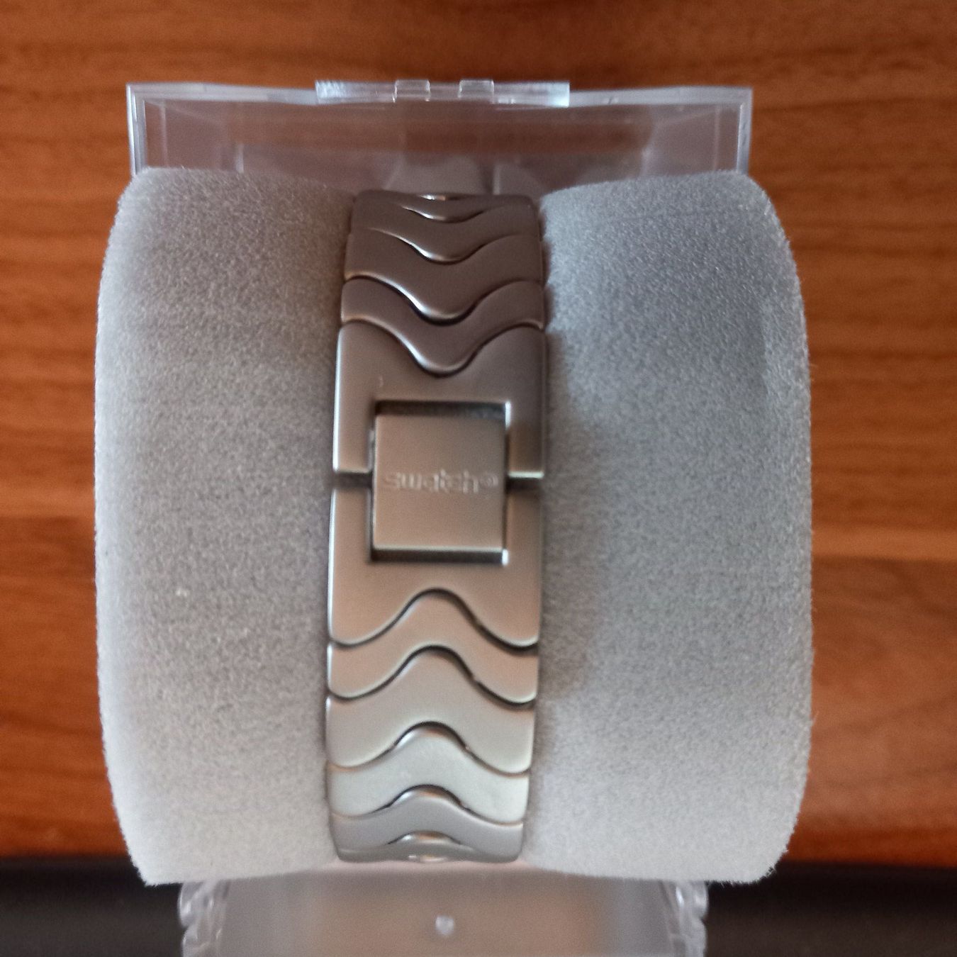 Swatch Orologi: Swatch Skin Ultra Plate Neuve – Nuovo e nell'imballaggio originale da La Chaux-de-Fonds venduto da Swiss_LP_Records 5
