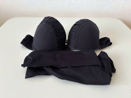 Triumph Bikini / Badeanzug (Schwarz, Gr. 38B)