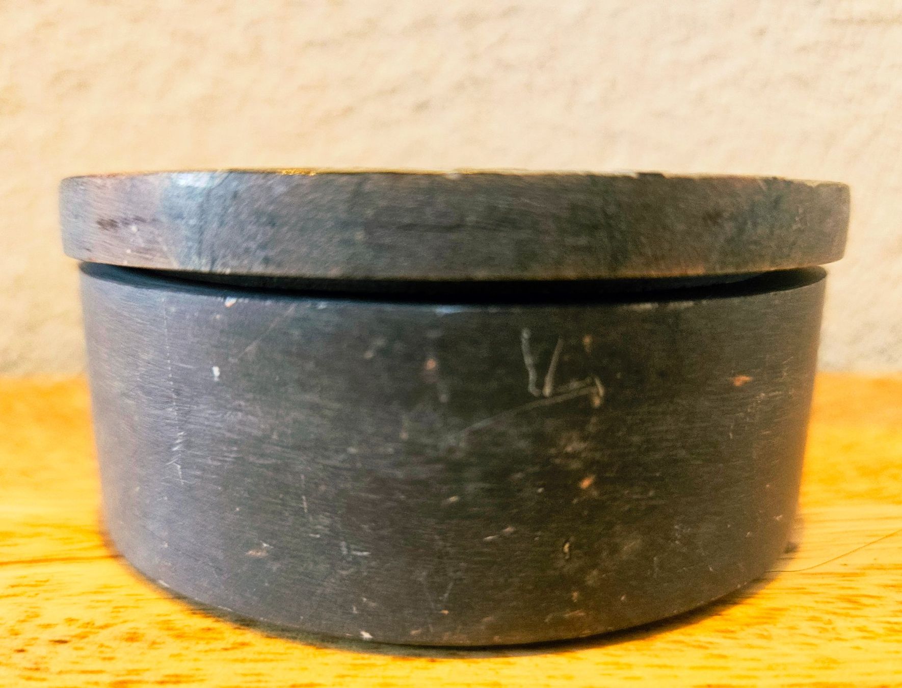 Minerali & Pietre curative: Steindose Stein Box Schatulle Speckstein Mandala Orient Asia – Usato da Birmensdorf ZH venduto da Wendepunkt... 7