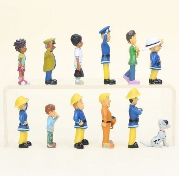 Statuette: Figuren Feuerwehrmann Sam 12 Stück – Nuovo e nell'imballaggio originale da Gurmels venduto da Swisspod 2