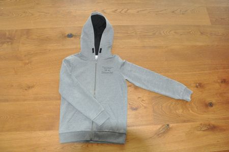 Kapuzenjacke grau Gr. 12A (ca. 152cm)