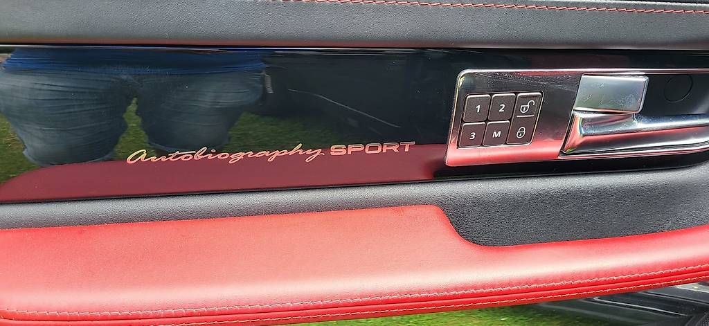 Land Rover Automobili: LAND ROVER Sport V8 510PS. – Usato da GRELLINGEN venduto da Davidone 4