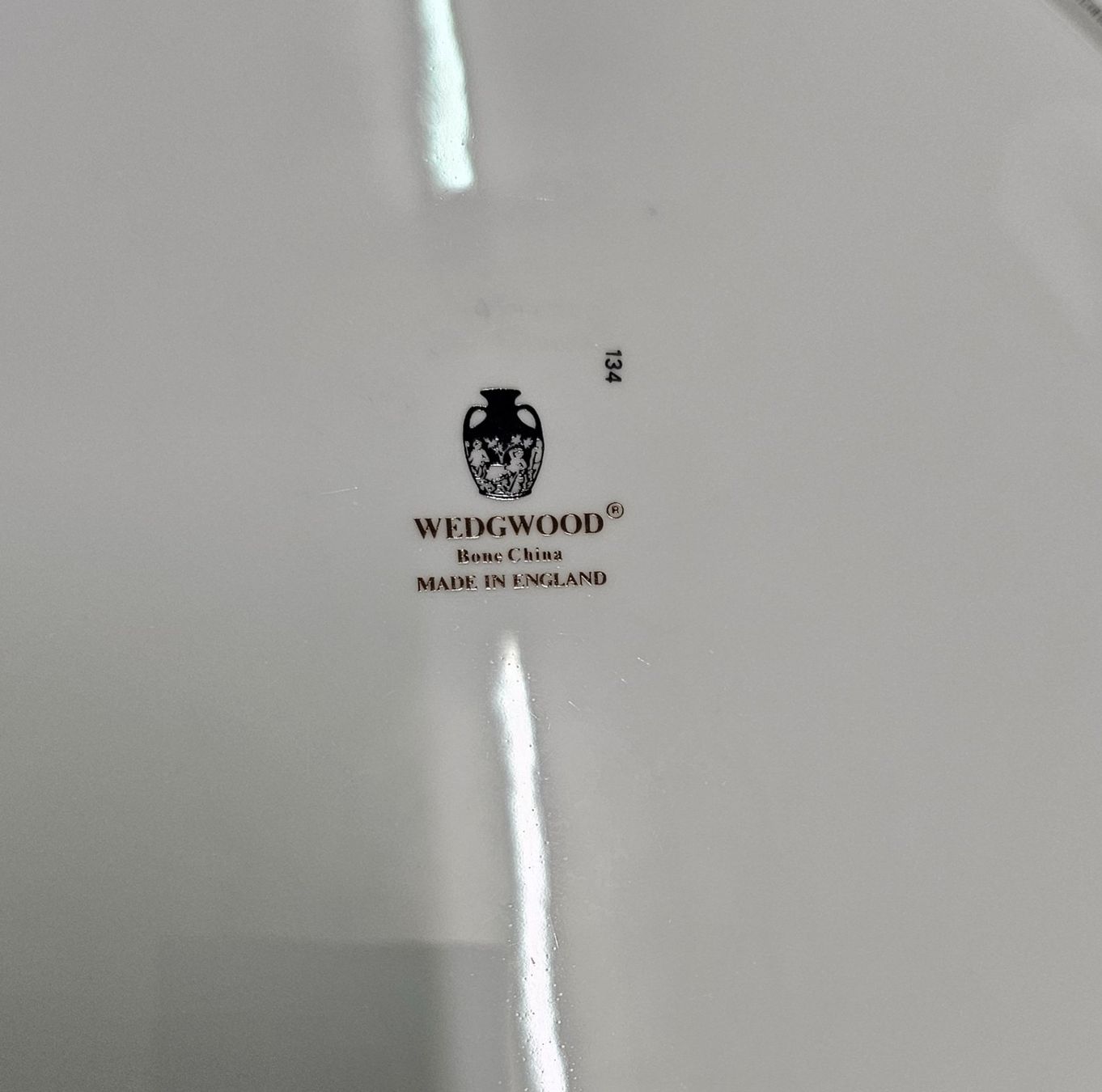 Wedgwood Piatti: Set 12 Wedgwood Teller 31 cm Durchmesser – Usato da Basel venduto da Allerlei-Basel 2