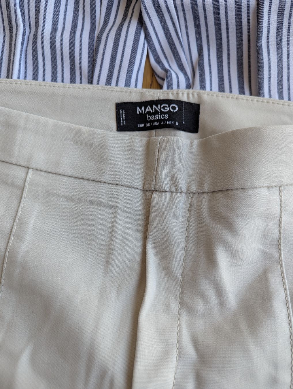 Pantaloni: Damen - Mädchen Hosen Grösse 36 – Usato da Wallisellen venduto da Taurusit 1