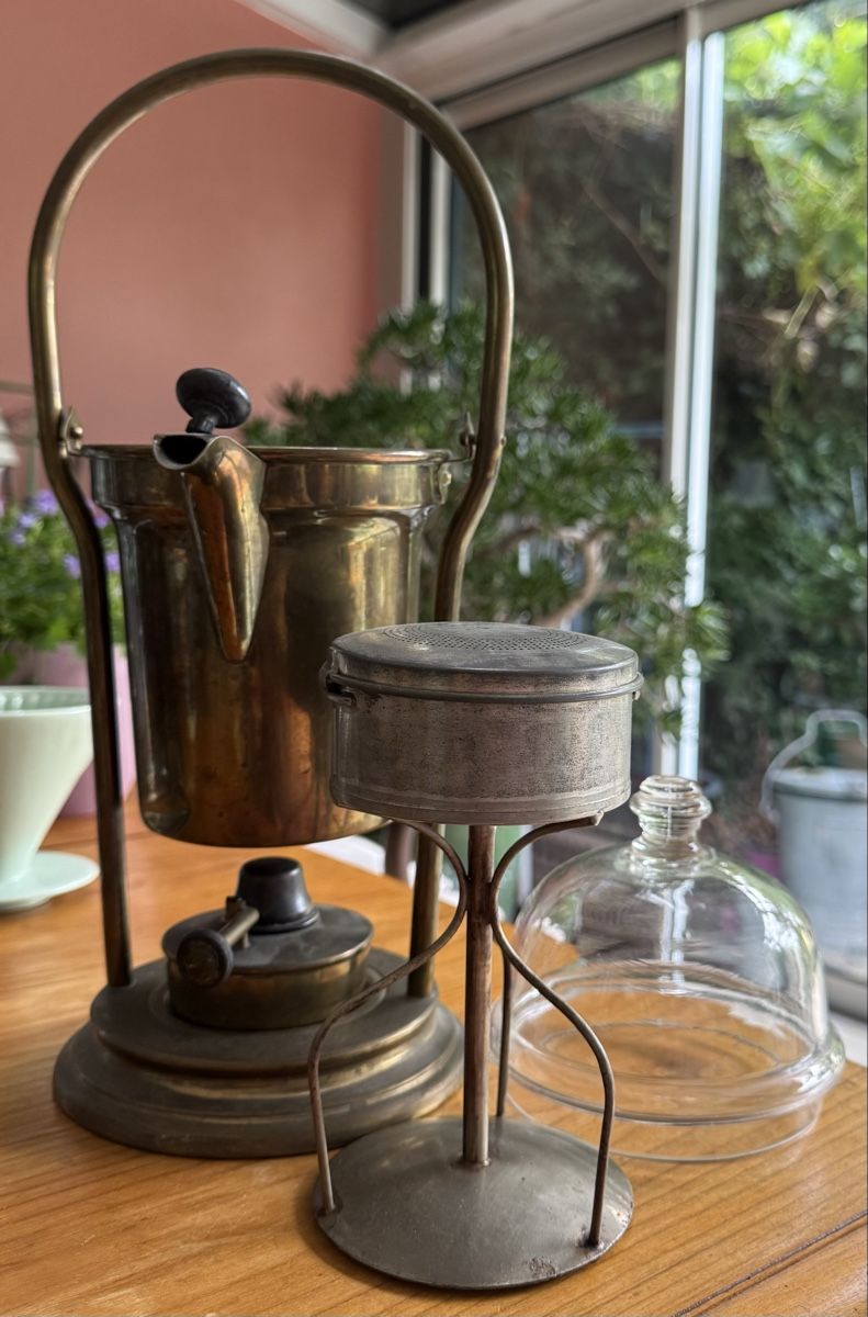 Machines à café & Machines à expresso: Cafetière ancienne  – D'occasion à Vésenaz par NORA1325