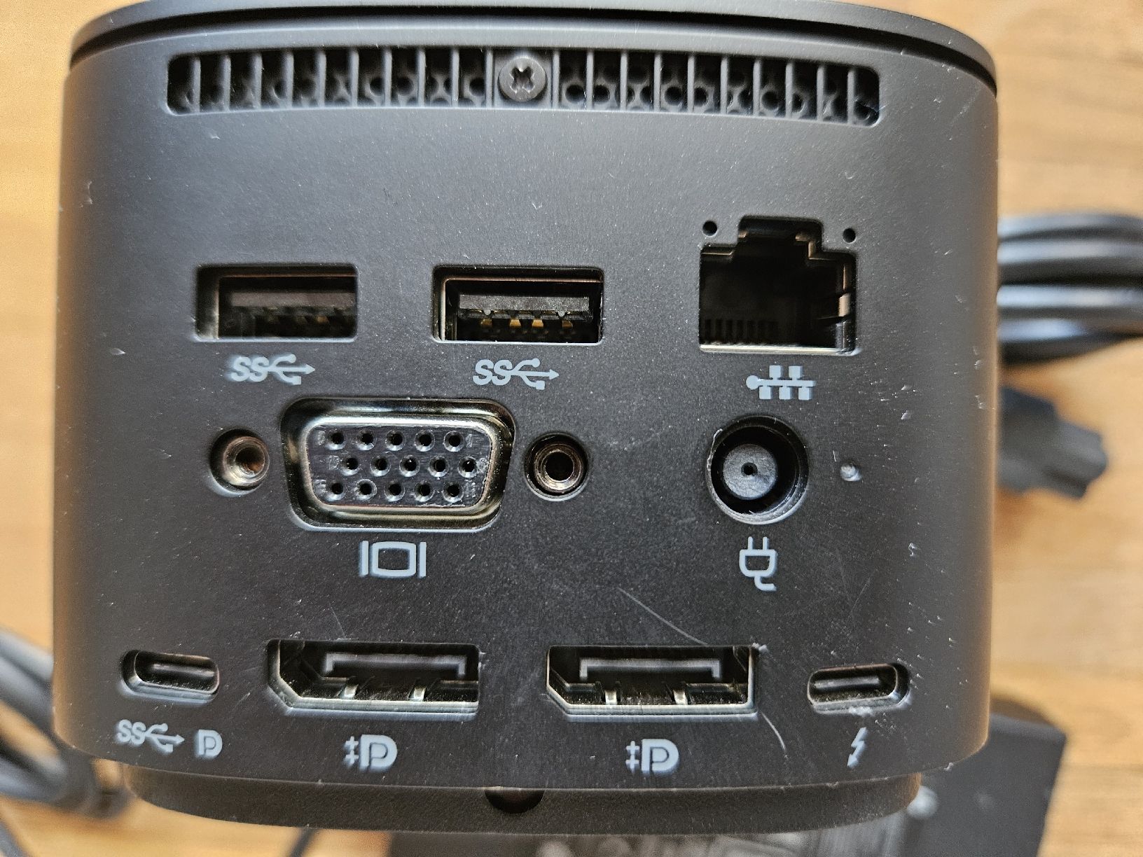 Hewlett Packard Docking station: HP Thunderbolt Dock 120W G2 – Usato da Burgdorf venduto da I3iRd 1