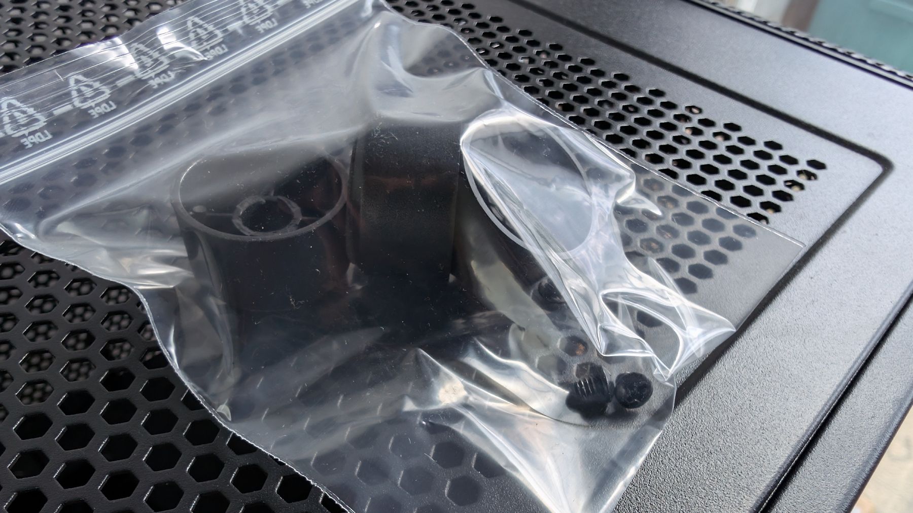 Thermaltake Custodie: PC Gehäuse Thermaltake Core V21 – Usato da Zürich venduto da GREENaudio 6
