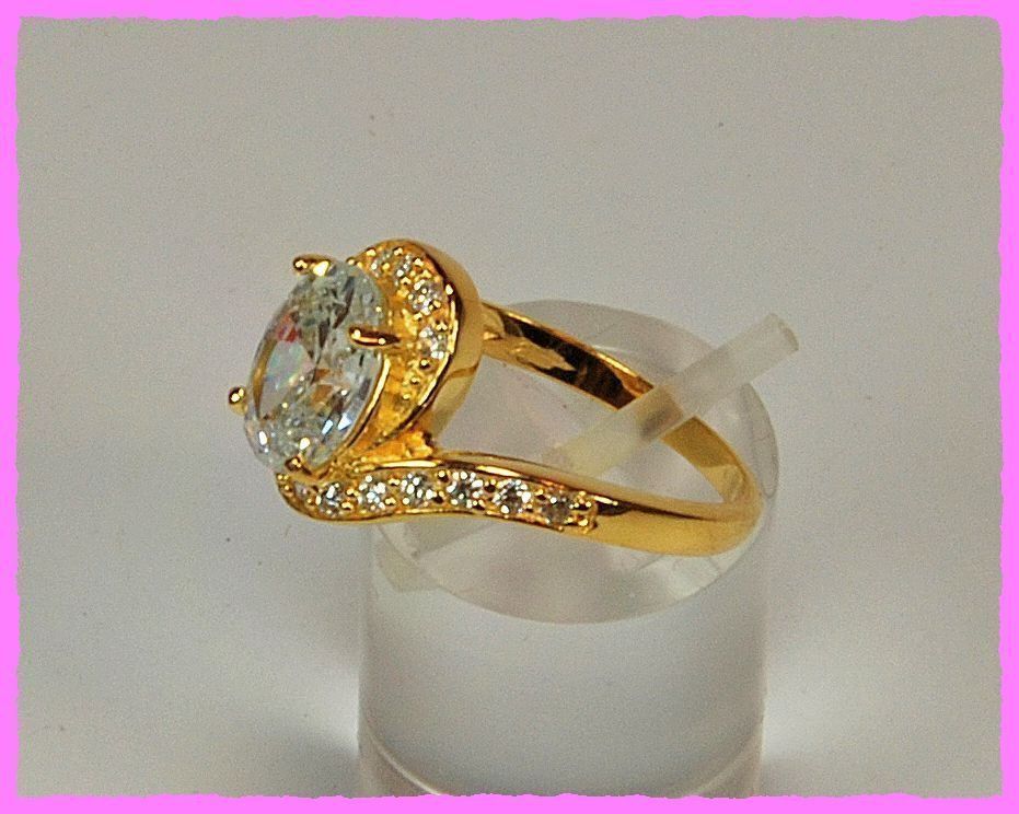 Anelli: Bezaubernder Ring mit Zirkonia – Nuovo e nell'imballaggio originale da Oberglatt ZH venduto da Diamond-Girl 2