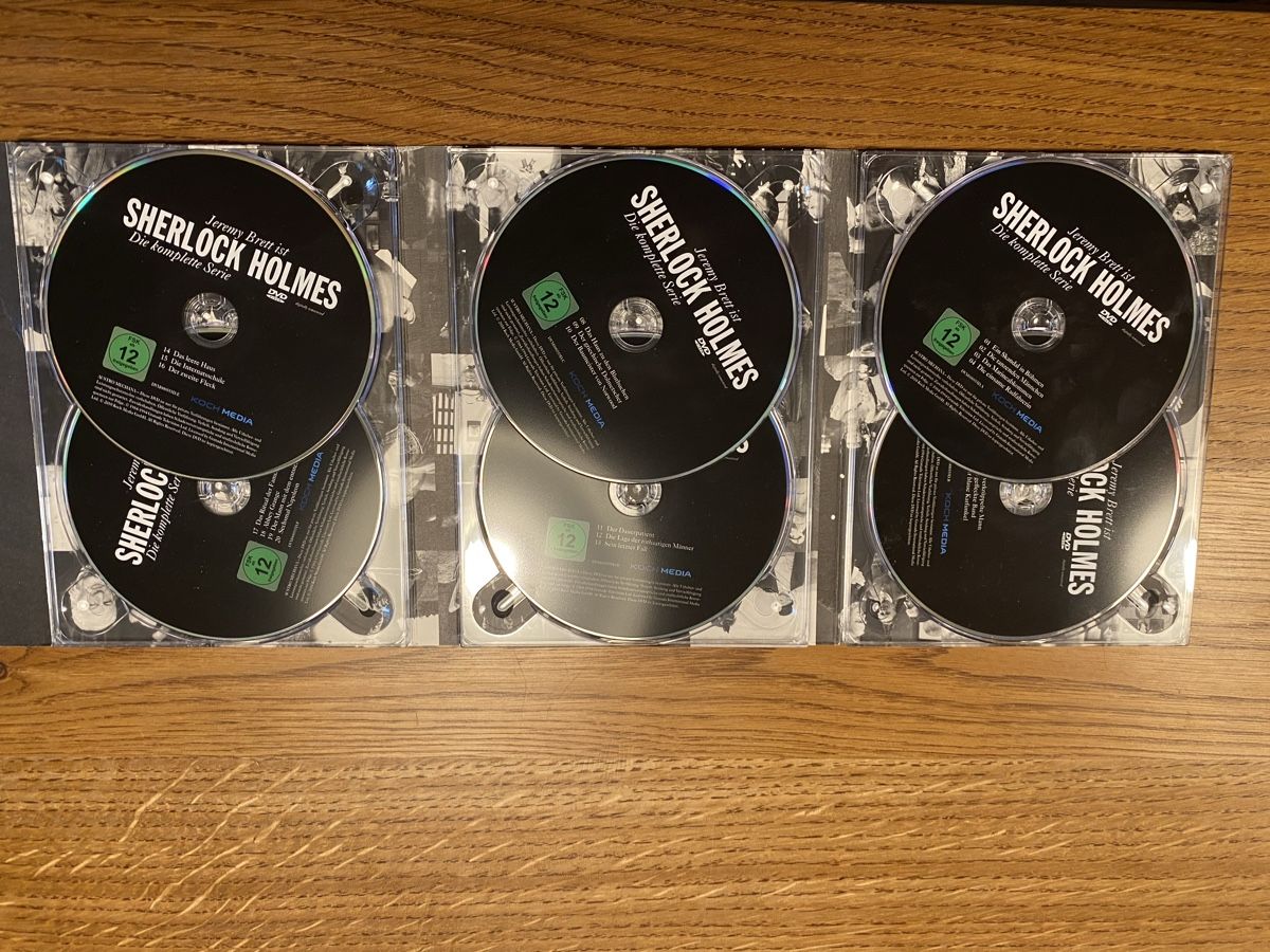 Tutti i DVDs: 12 DVDs Sherlock Holmes – Usato da Hallau venduto da cruiser01 3