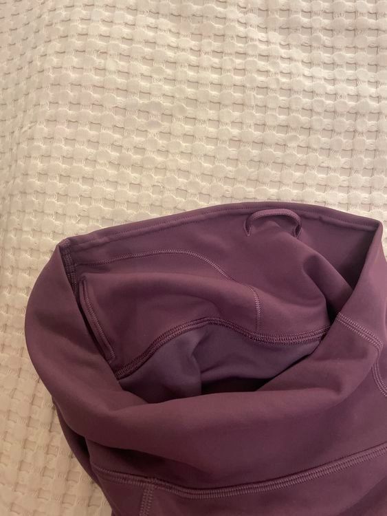 Lululemon Leggings: Lululemon running shorts – D'occasion à Regensberg par ani_97f7 2