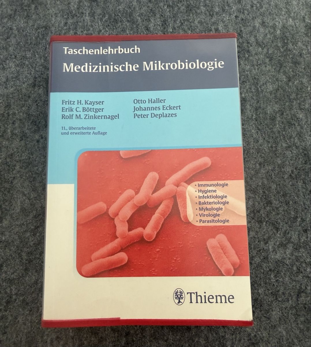 Livres: Taschenlehrbuch Medizinische Mikrobiologie – D'occasion à Oftringen par roy_j87t