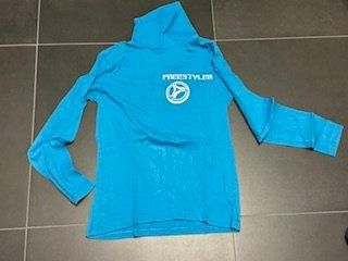 Pullover & Sweatshirts: Skipullover blau 152 – Gebraucht aus Gommiswald von Anika6