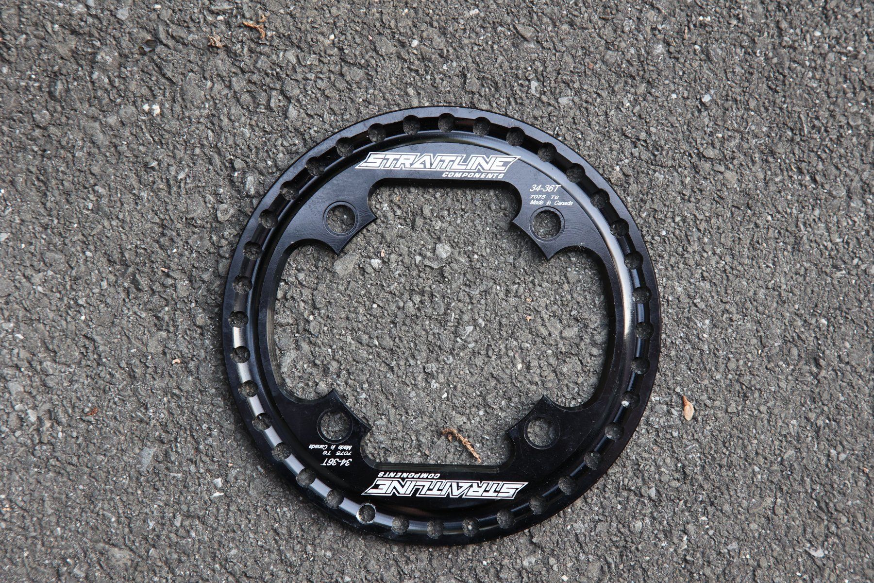 Ersatzteile: Bashring Straitline Components 34-36t – Gebraucht aus Zug von Mtb09
