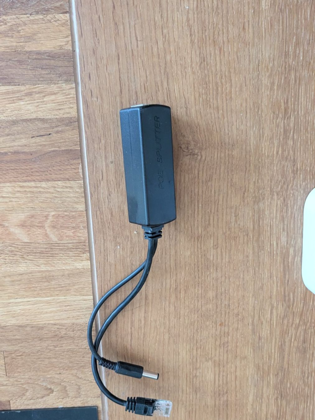 Philips Hub & Switch: Philips Hue Bridge V2 mit PoE Splitter – Usato da Münchenbuchsee venduto da heinz-5 1