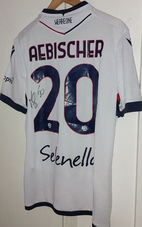 MAILLOT signé par AEBISCHER GRANDEUR L équipe BOLOGNA FC