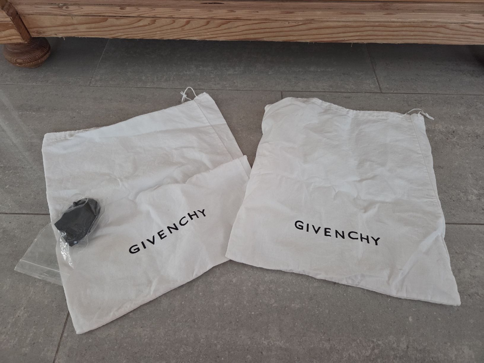 Givenchy Scarpe da donna: schöne Sandalen, Givenchy – Usato da Wiesendangen venduto da Sinhuk 6