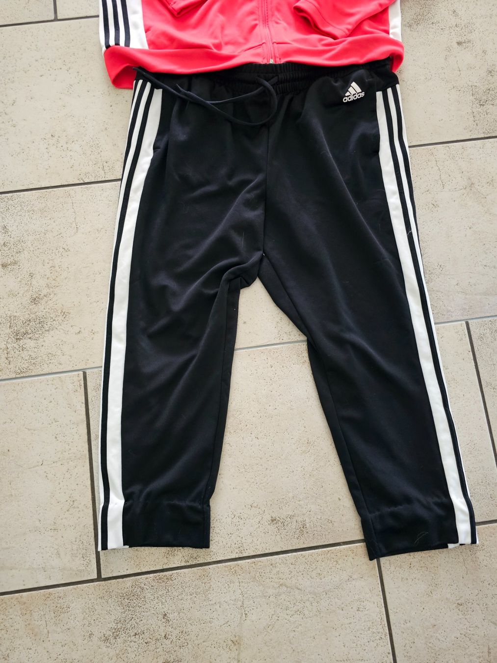 Adidas Lotti di vestiti: Adidas Trainingsanzug Damen – Usato da Boningen venduto da bimbo64 2