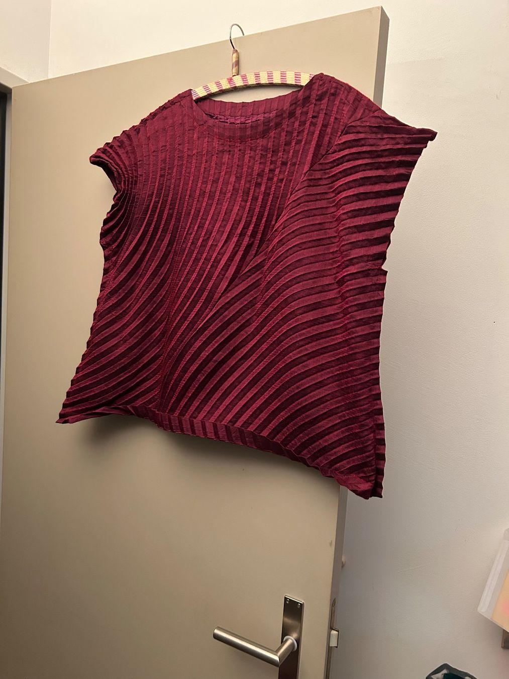Camicette: Wunderschönes Oberteil von Issey Miyake – Usato da zürich venduto da ElisabethaB 1