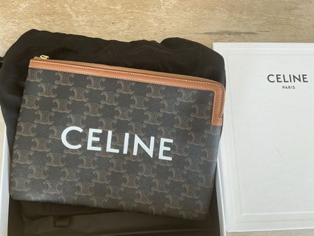 Celine Clutch / Pouch - Triomphe Canvas Lammleder - Braun