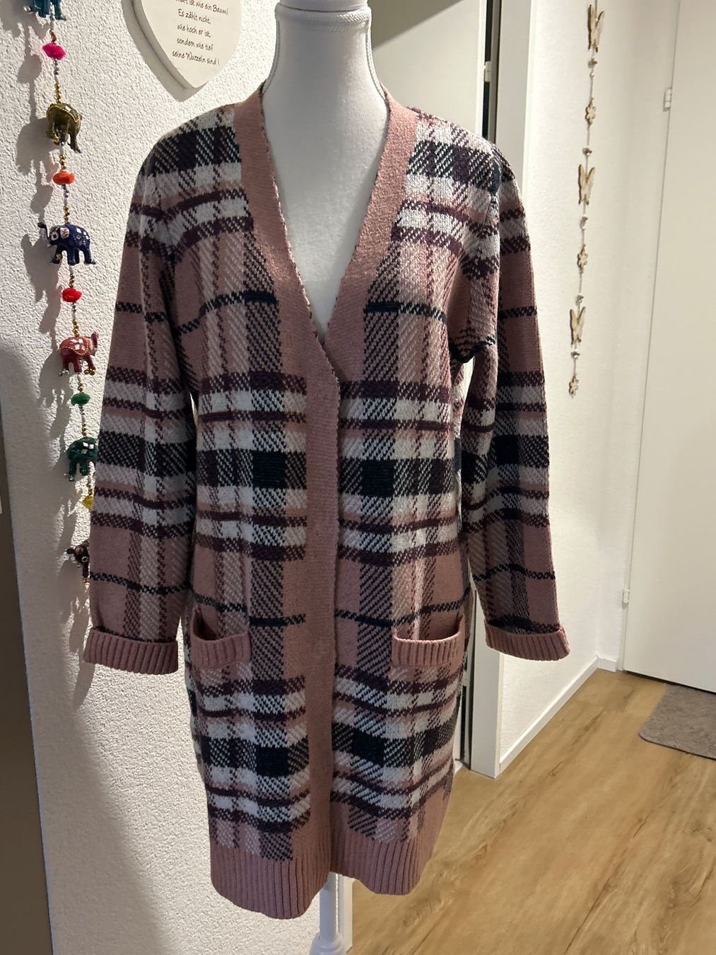 Giacche: Lange Strickjacke im Karomuster von Multiblu G. 40 – Nuovo (secondo la descrizione) da Brunnen venduto da Nala2929 3