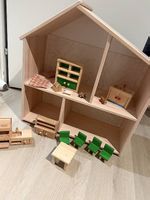 Puppenhaus mit Möbel