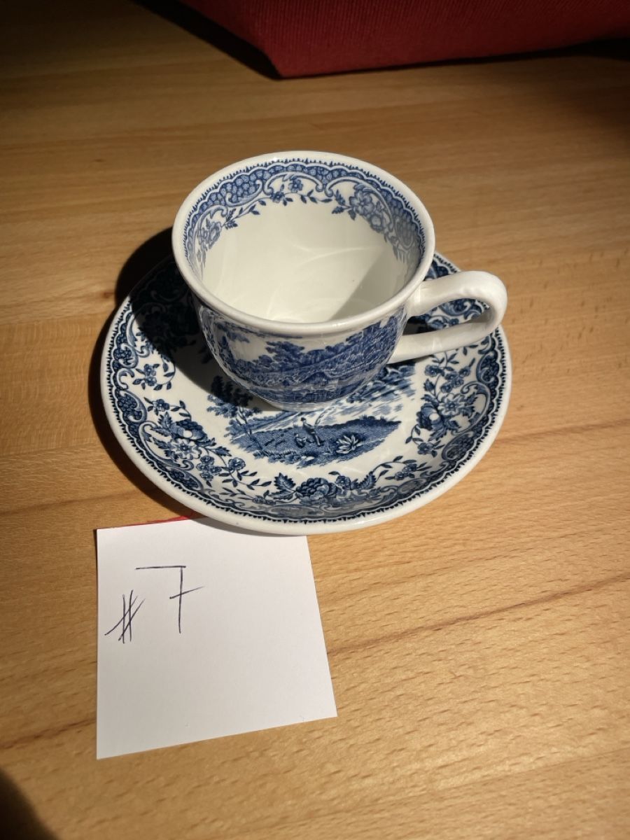 Tazze: Espressotasse mit Untertasse  – Usato da Seltisberg venduto da Erdbi