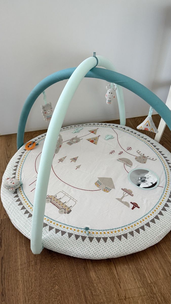 Spielmatte: Vertbaudet Activity Spielmatte – Gebraucht aus Boswil von hey.itsme 1