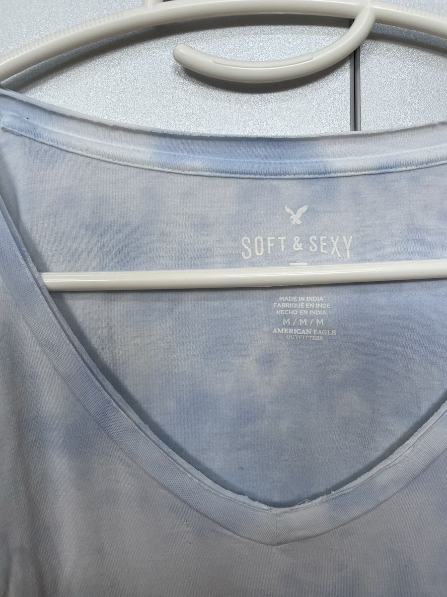 American Eagle T-shirt: American Eagle Outfitters Soft & Sexy Tee – Usato da Birmensdorf ZH venduto da Samantha_07 1