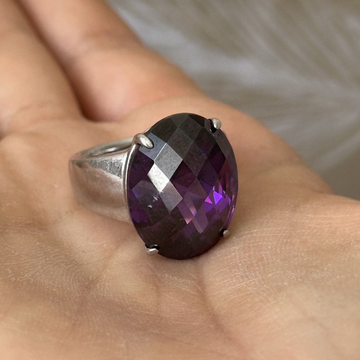 Bagues: Wunderschöne Silber 925 Amethyst Solitär Ring  – D'occasion à Givisiez par dor_xb9k 3