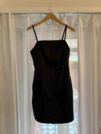 Guess Kleid schwarz Spaghettiträger neuwertig